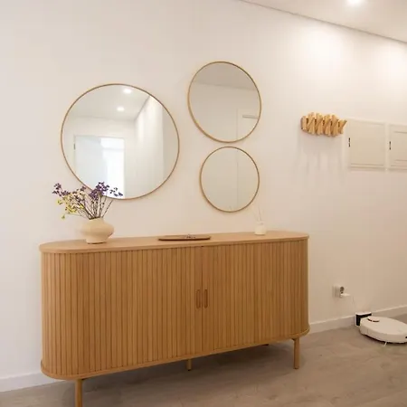 Homebythesea Apartment